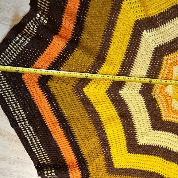 granny afghan | vintage handmade crochet throw blanket retro unique Roseanne MCM - Picture 3 of 11